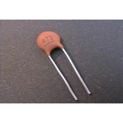 خازن 1.5 نانو فاراد 50 ولت عدسی